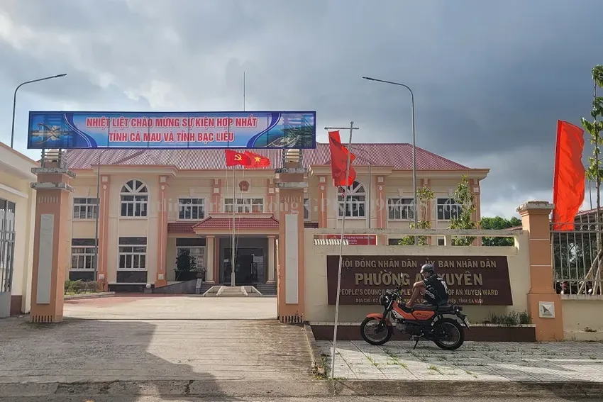 Hành chính công tỉnh Cà Mau 1.jpg